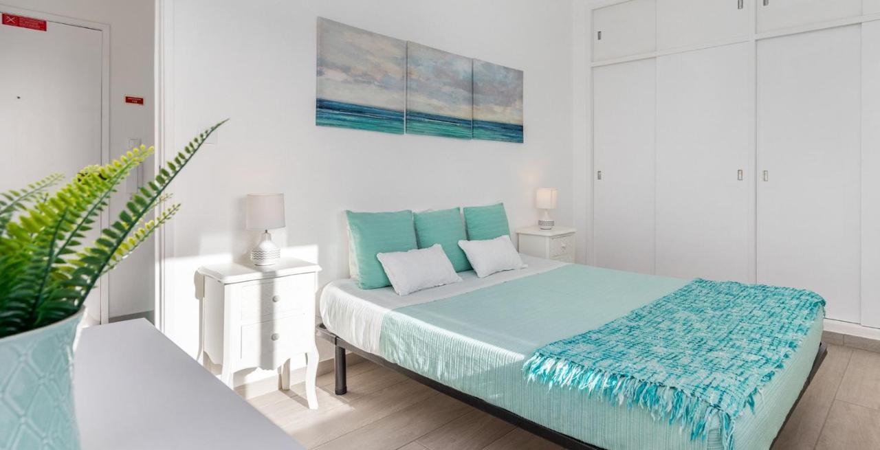 Apartamento Cor Do Mar - Sunny, Clean And Spacious Apartment With Sea View, In Alvor - Very Close Walking Distance To The Beach And Alvor Village מראה חיצוני תמונה