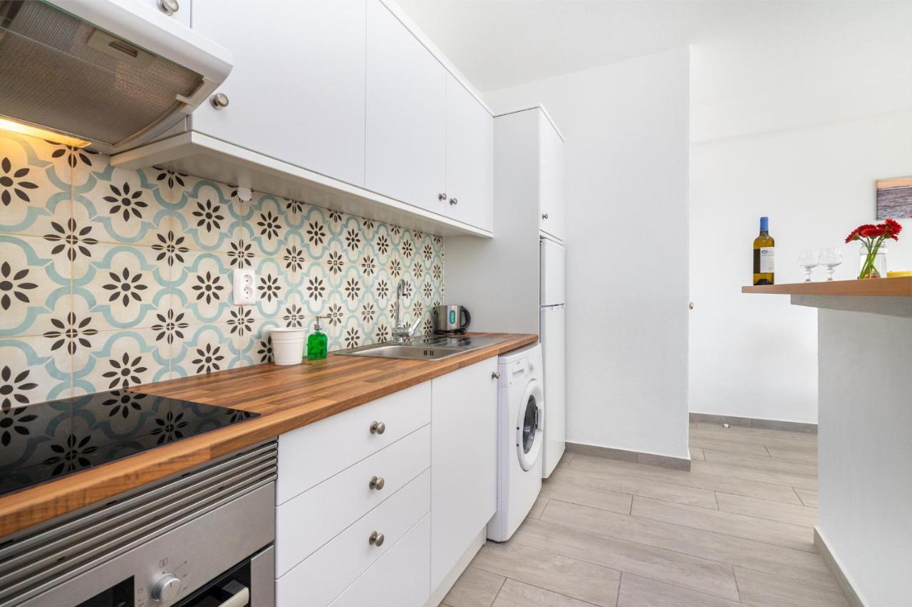 Apartamento Cor Do Mar - Sunny, Clean And Spacious Apartment With Sea View, In Alvor - Very Close Walking Distance To The Beach And Alvor Village מראה חיצוני תמונה